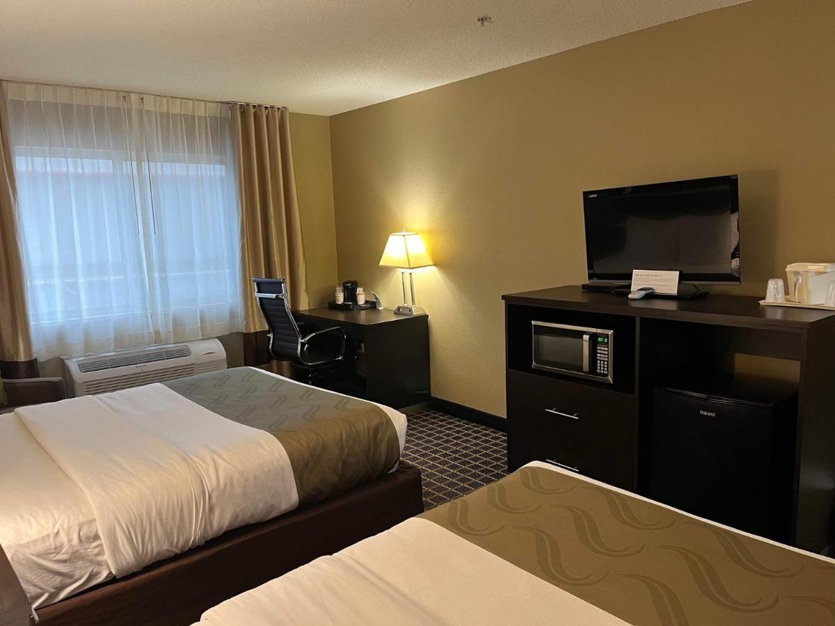 Quality Inn & Suites Μπράντφορντ Εξωτερικό φωτογραφία