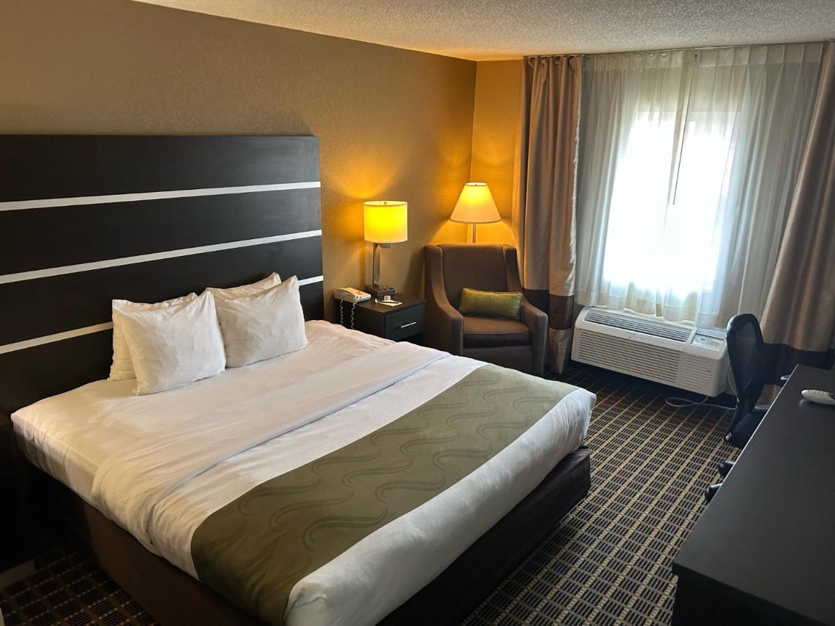 Quality Inn & Suites Μπράντφορντ Εξωτερικό φωτογραφία